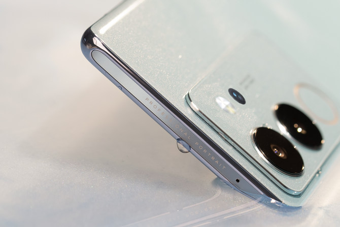 vivo S17 Pro测评：影像再升级，不愧是自拍天花板