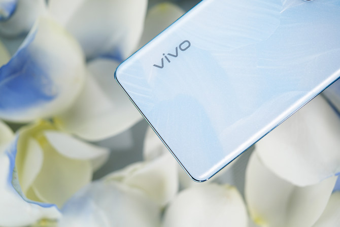 vivo S18体验：轻薄上阵，续写东方美学