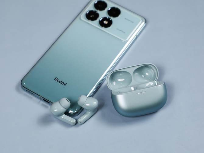 这一次友商真的没机会了！Redmi K70系列手机评测