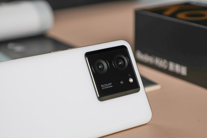 质感全面升级 性能王者驾到！Redmi K60 至尊版评测