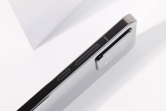 高端化战略三年答卷之作 Xiaomi 13评测