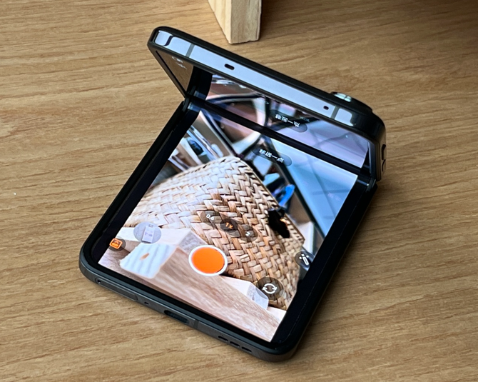 不一样的折叠屏，OPPO Find N2 Flip竖折叠屏手机给你带来内外双屏新交互体验