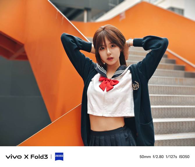 vivo X Fold3实测：耐摔耐磨大电池+长焦人像，关键还轻薄
