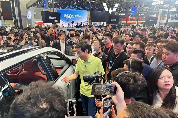 没有网红发声的合资阵营，却在北京车展悄悄“谋划”大事