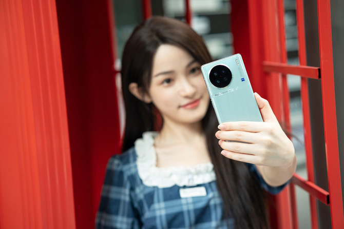 vivo X90s 测评： 灵动青漾，一秒入夏