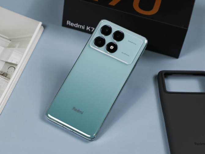 这一次友商真的没机会了！Redmi K70系列手机评测