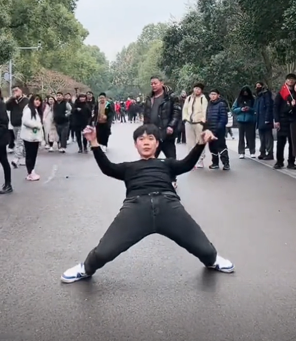 丝滑到出神入化！科目三完整版来了：一般人真跳不来