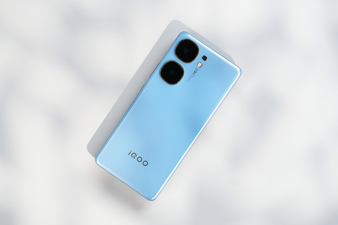 iQOO Neo9测评：8 Gen 2+自研Q1，标准版一样能打