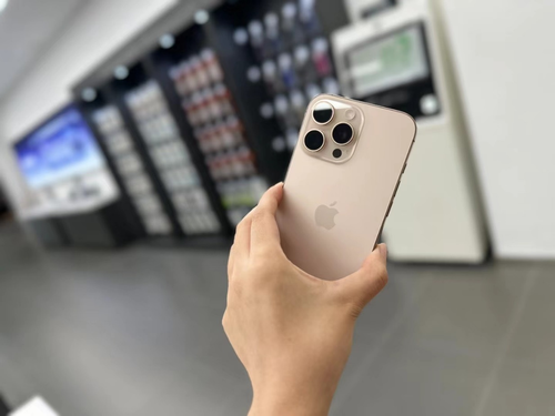 京东电器iPhone16系列现货开售，沙漠钛金属色最受欢迎