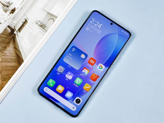 这一次友商真的没机会了！Redmi K70系列手机评测