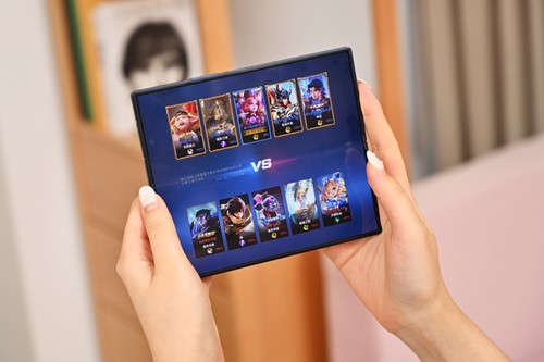 三星Galaxy Z Fold6上手体验，看似小幅升级但惊喜颇多