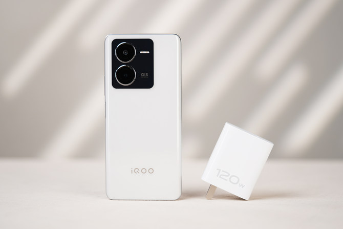 iQOO Z8测评：我带着LCD屏又杀回来了