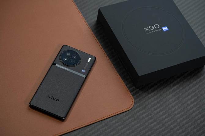 vivo X90测评：百尺竿头上的更进一步