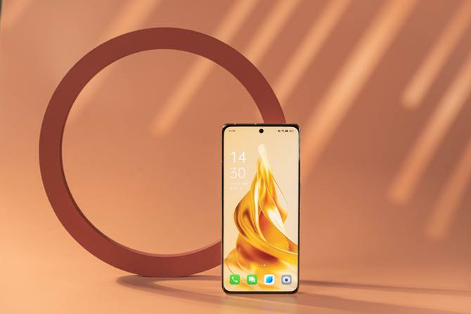 OPPO Reno9 Pro+评测：骁龙8+16内存，原神顺滑不杀后台