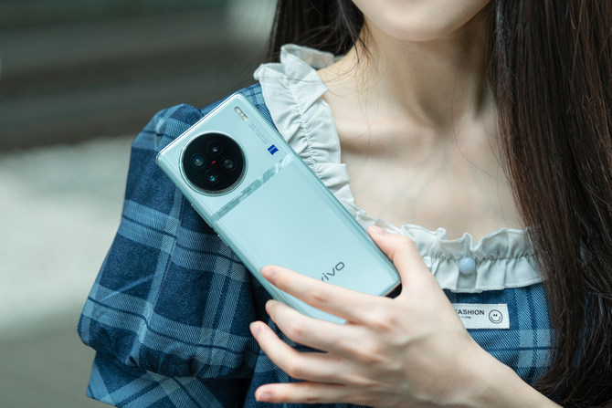 vivo X90s 测评： 灵动青漾，一秒入夏