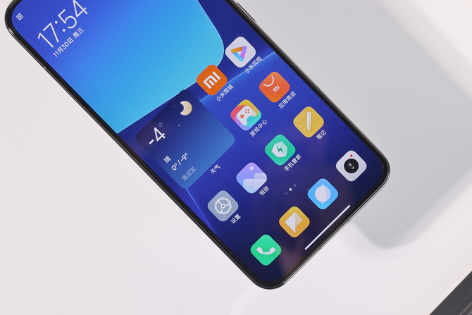 高端化战略三年答卷之作 Xiaomi 13评测