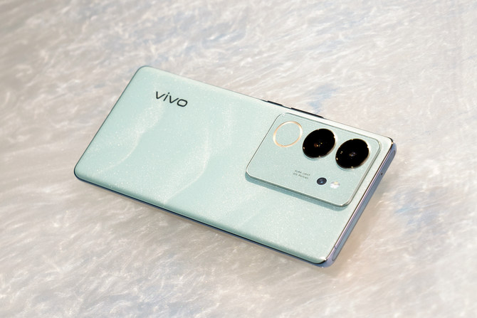 vivo S17 Pro测评：影像再升级，不愧是自拍天花板
