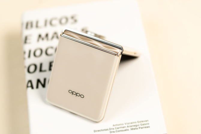 小折叠完全体，能拍能玩还优雅！OPPO Find N3 Flip体验