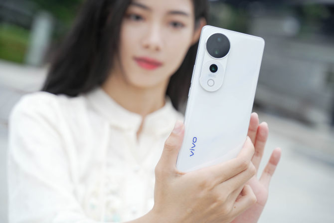 vivo S19 Pro评测：全焦段人像模式，一“部”到位