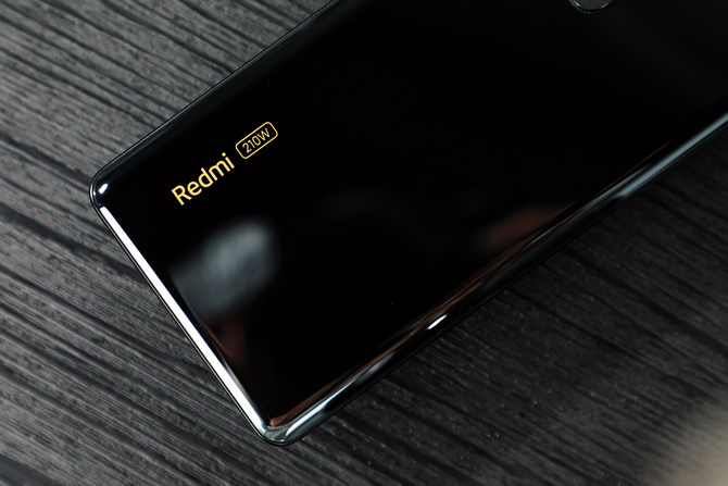 神仙秒充+智能影像体验再升级 Redmi Note 12 探索版评测