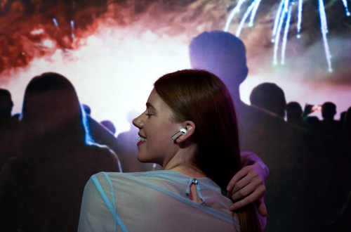 开学时尚好物 三星Galaxy Buds3系列为校园生活添彩