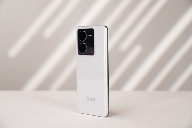 iQOO Z8测评：我带着LCD屏又杀回来了