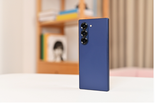 三星Galaxy Z Fold6上手体验，看似小幅升级但惊喜颇多