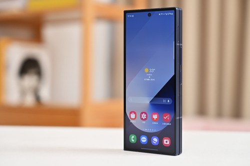 三星Galaxy Z Fold6上手体验，看似小幅升级但惊喜颇多