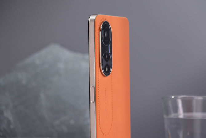 高颜值，更倾心，OPPO A1质感升级超吸睛