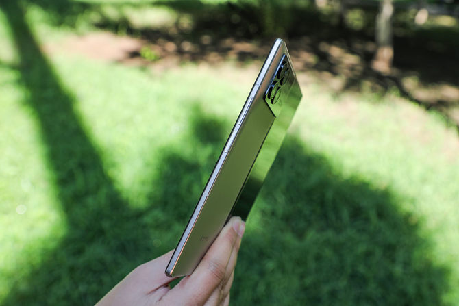 满配旗舰 体验至上！Xiaomi MIX Fold 3折叠屏手机评测