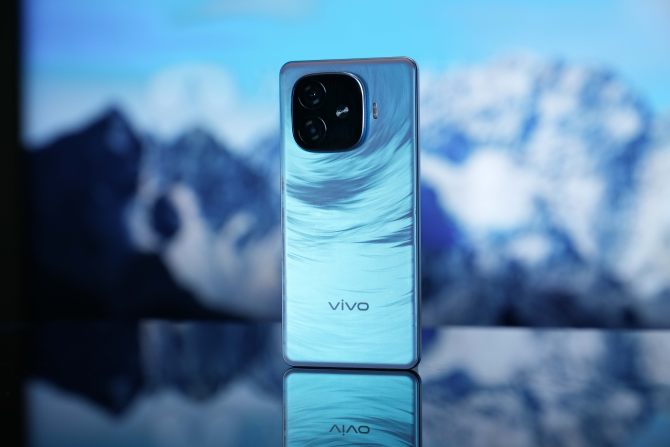 vivo Y200 GT测评：旗舰同款6000mAh大电池，打造轻薄续航新标杆