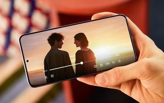 三星Galaxy S24系列：为AI机皇打造全新视觉体验