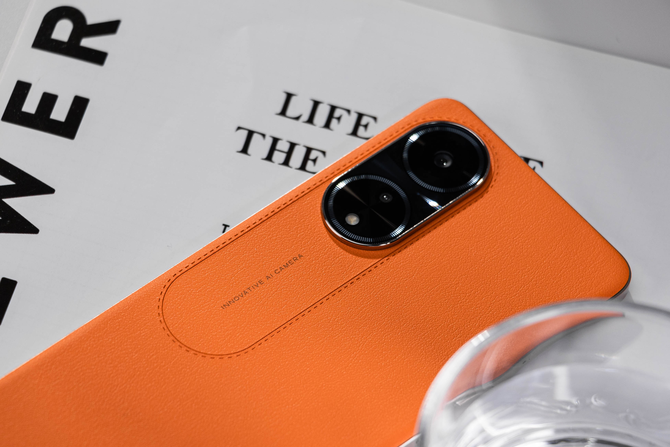 OPPO A1标配超大内存储：超算加持，久用如新