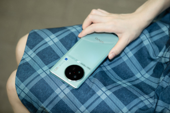 vivo X90s 测评： 灵动青漾，一秒入夏