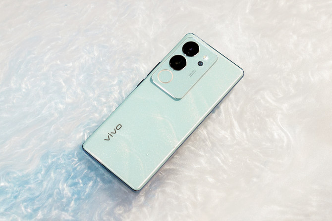 vivo S17 Pro测评：影像再升级，不愧是自拍天花板