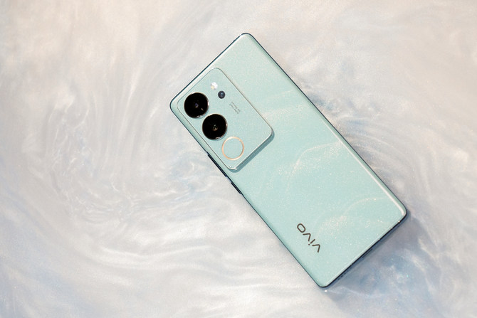 vivo S17 Pro测评：影像再升级，不愧是自拍天花板