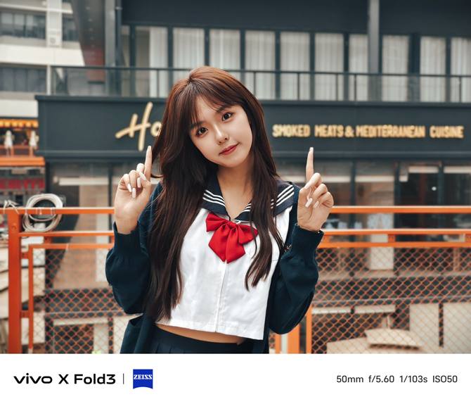 vivo X Fold3实测：耐摔耐磨大电池+长焦人像，关键还轻薄