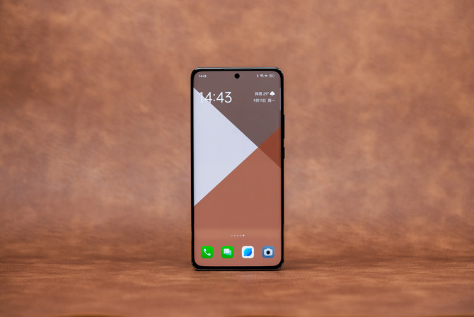 OPPO A2 Pro测评：质感再升级，四年耐用也流畅