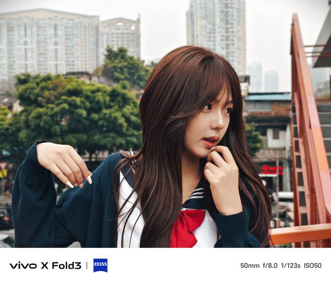 vivo X Fold3实测：耐摔耐磨大电池+长焦人像，关键还轻薄