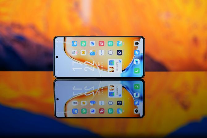 vivo Y200 GT测评：旗舰同款6000mAh大电池，打造轻薄续航新标杆