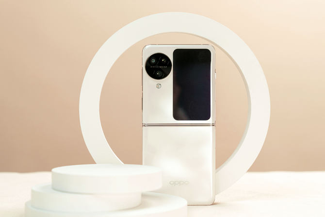 小折叠完全体，能拍能玩还优雅！OPPO Find N3 Flip体验