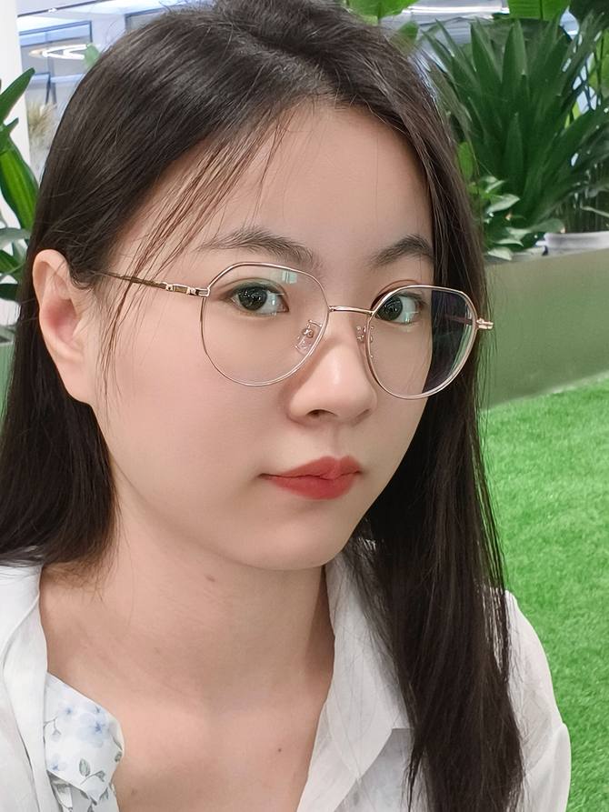vivo S17 Pro测评：影像再升级，不愧是自拍天花板