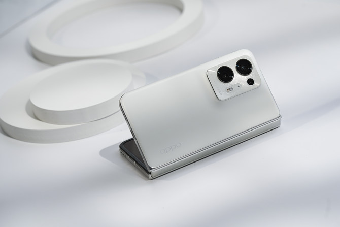 OPPO Find N2评测：配蓝牙手写笔  折叠屏新天花版